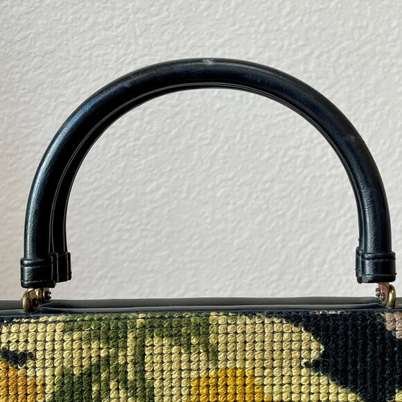 Lou Taylor Miami Vintage Frame Purse Floral Art Tapestry Gold Hardware - Picture 13 of 16